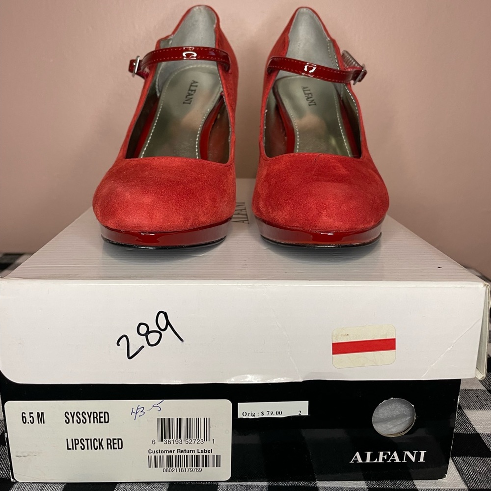 Alfani red heels - Picture 3 of 12
